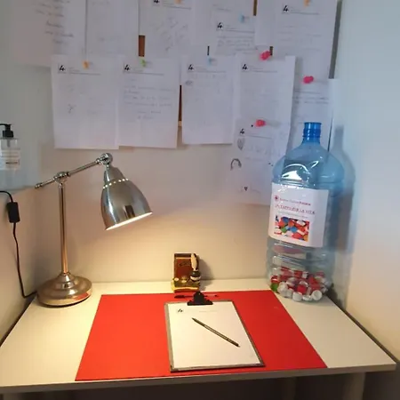 Host Civico 4 * Montafia