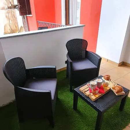 Appartement Host Civico 4 *